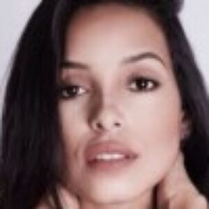Profile photo of Camilla Oliveira